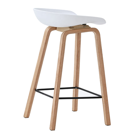 Taburete de diseño nordico Madonna H65