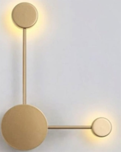 Lámpara de aplique dorada diseño Johan